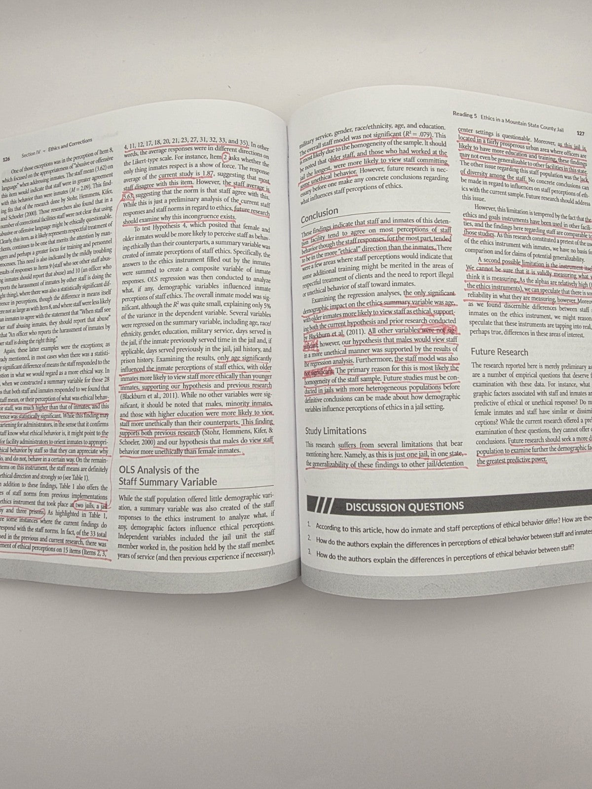 SAGE Corrections: A Text/Reader 3rd Ed Stohr Walsh Hemmens Paperback