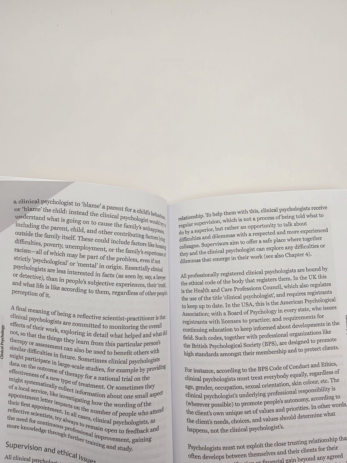Clinical Psychology: a Very Short Introduction (New)