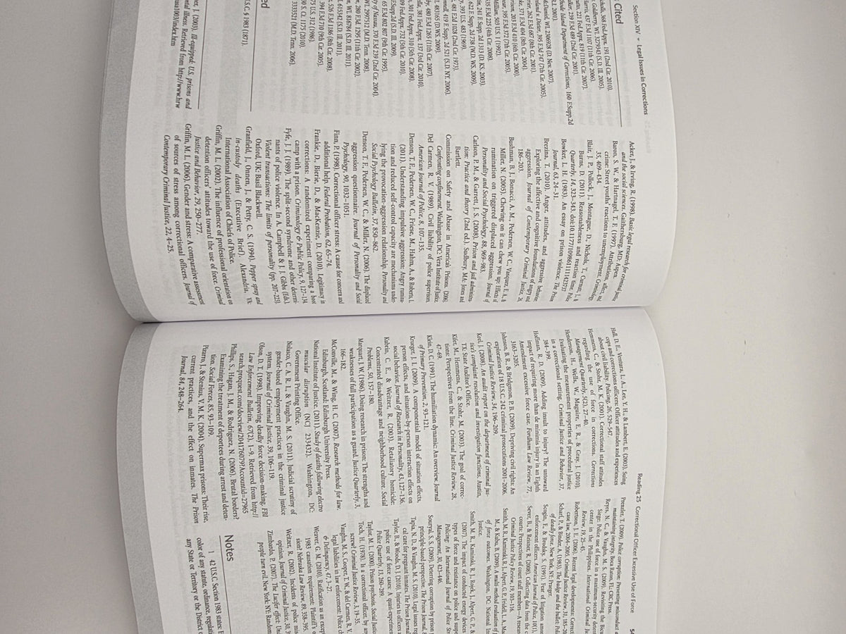 SAGE Corrections: A Text/Reader 3rd Ed Stohr Walsh Hemmens Paperback