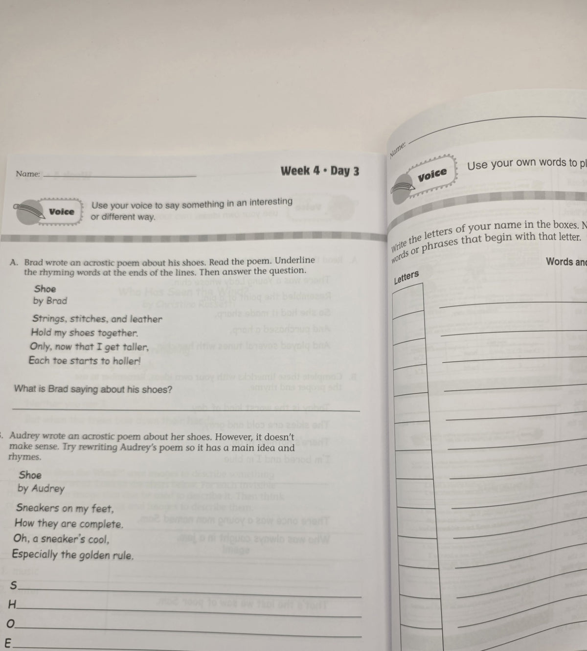 Evan-Moor Daily 6-Trait Writing Grade 4 Workbook (New)