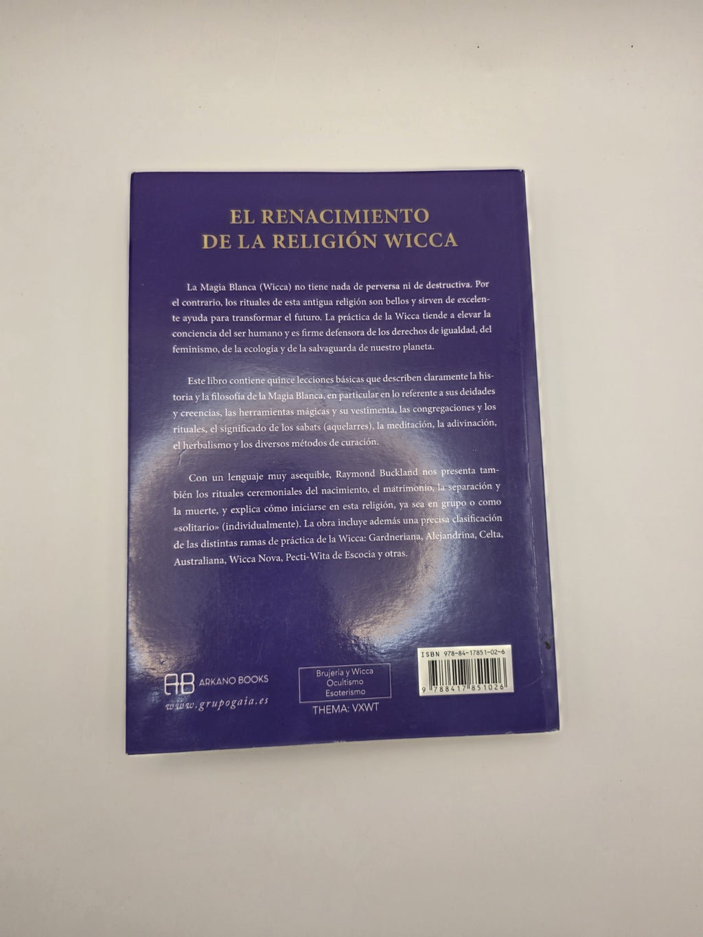 Raymond Buckland Wicca Libro Completo de la Brujería Paperback (Spanish)