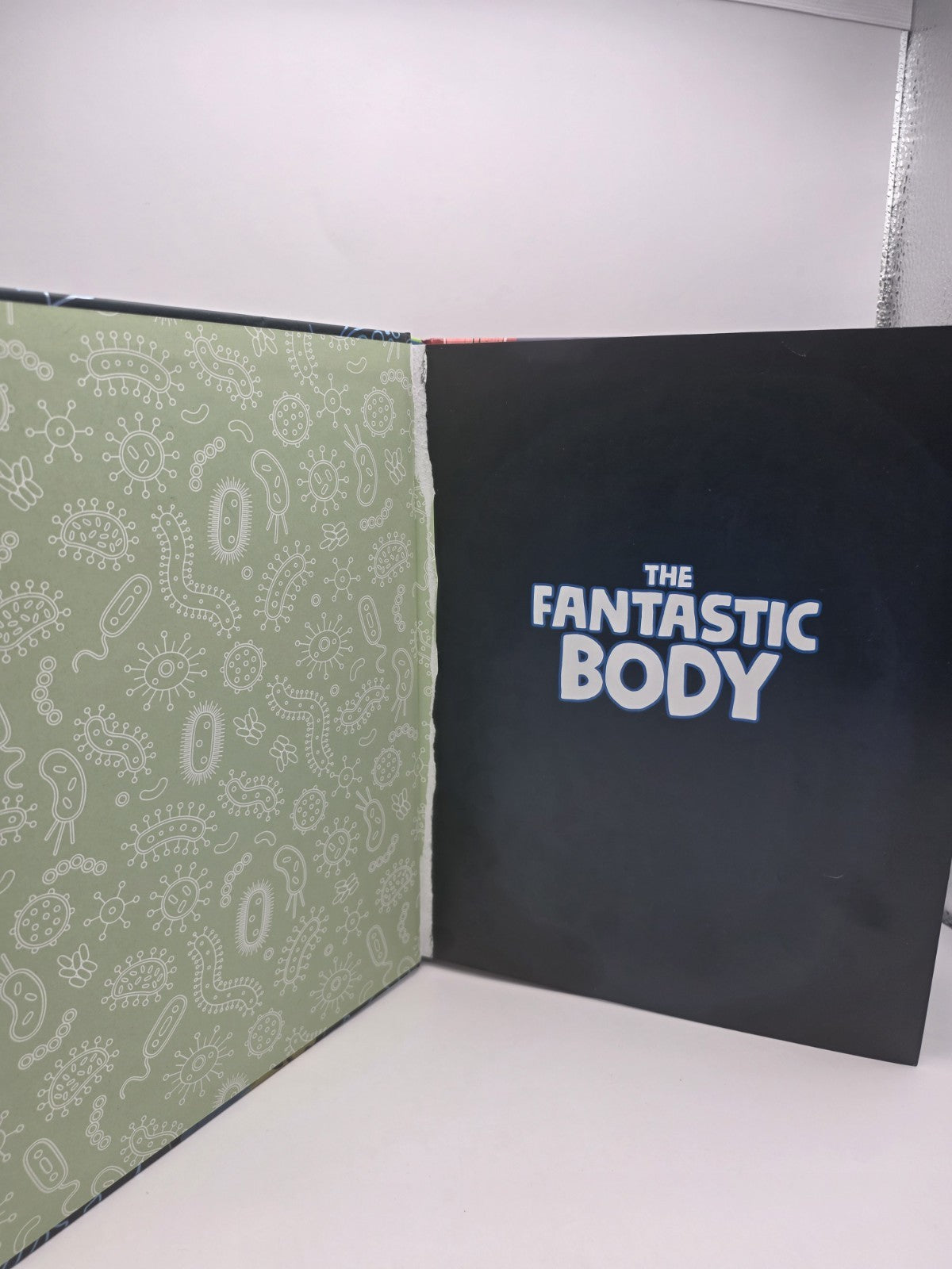 The Fantastic Body - Howard Bennett Hardcover Illustrated Human Body Ages 9-12